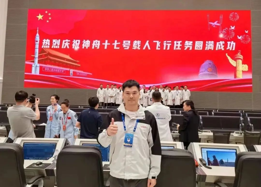 神舟十九號發射圓滿成功，中國航天又見大紅屏！