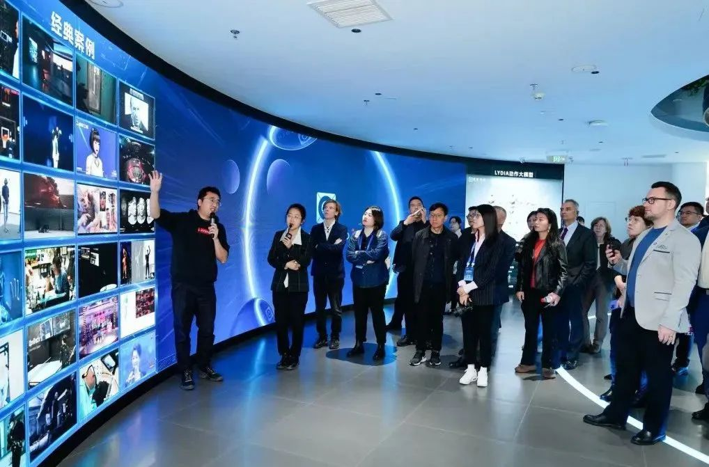 商務部副部長寄語德中企業(yè)丨利亞德·虛擬動點與德國商界代表共探可持續(xù)發(fā)展新機遇